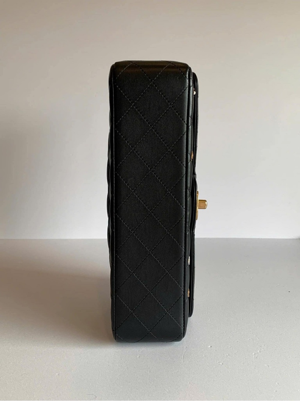 CHANEL Black Quilted Leather  Gold Accents

Classic style! - Picture 9 of 12